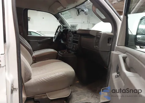 2020 Chevrolet Express Cargo Rwd 2500 Regular Wheelbase Wt z USA, uszkodzony, nr VIN 1GCWGAFP5L1266659